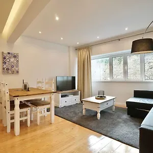 Stunning Graca Riverview Flat , Lisboa Portugal